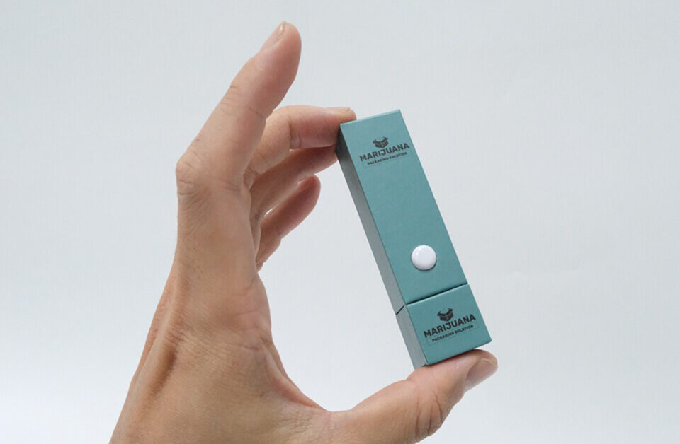 weed carts boxes with a child-resistant design and sleek size