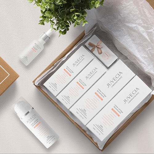 a lot of cosmetic packaging paper boxes made of white kraft paper