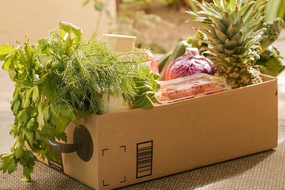 Environmentally friendly cardboard packaging box used for sustainable product delivery.